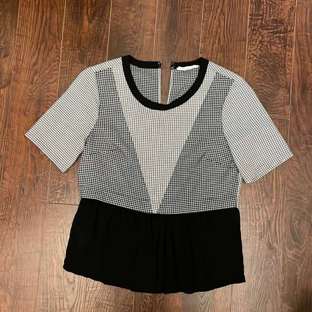 Blouse - BCBG